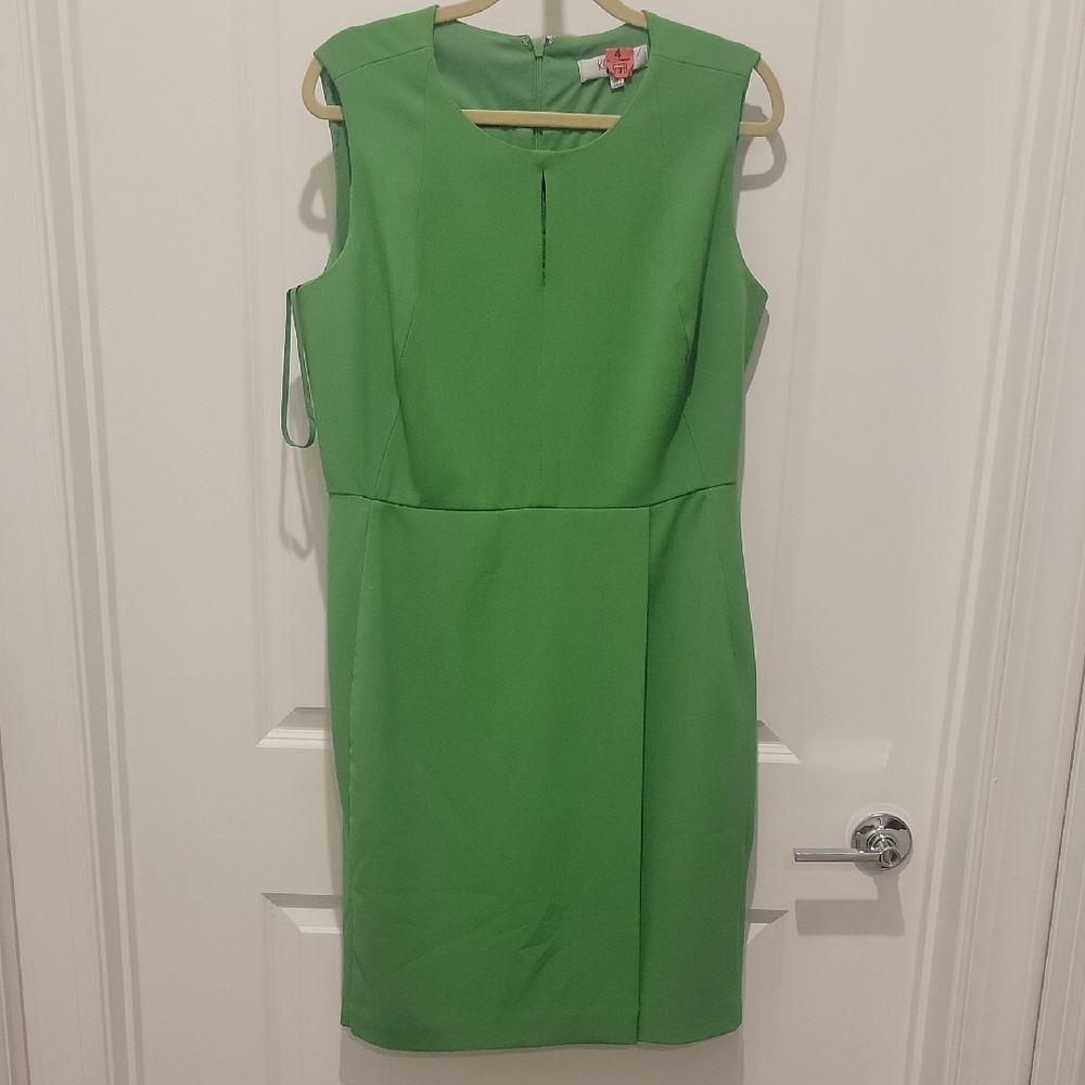 Green Sleeveless Dress